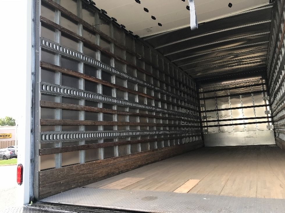 Medium Duty Box Truck-Light and Medium Duty Trucks-Hino-2019-268-Montgomery-AL-44,418\n\t\tmiles-$ 62,500 - Image 10