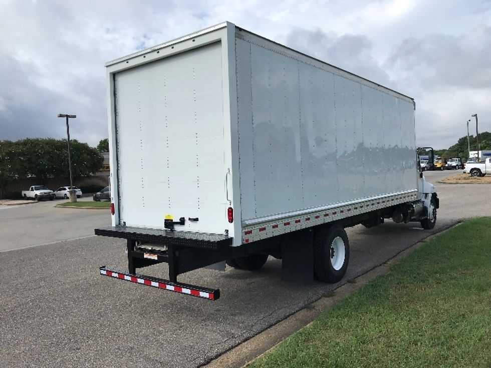 Medium Duty Box Truck-Light and Medium Duty Trucks-Hino-2019-268-Montgomery-AL-44,418\n\t\tmiles-$ 62,500 - Image 12