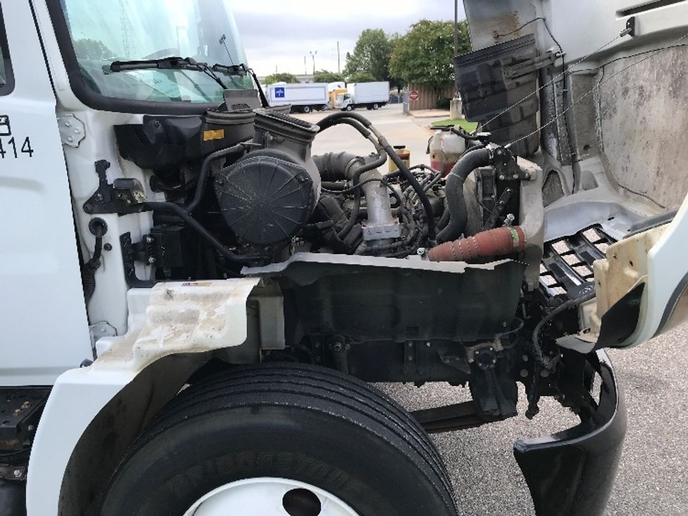 Medium Duty Box Truck-Light and Medium Duty Trucks-Hino-2019-268-Montgomery-AL-44,418\n\t\tmiles-$ 62,500 - Image 21