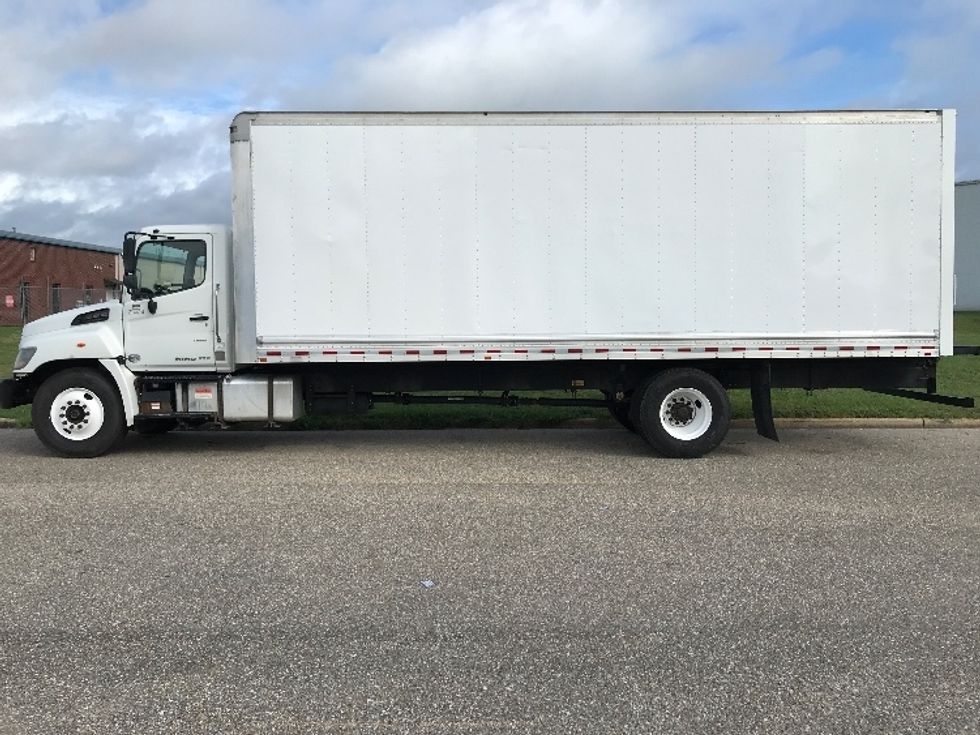 Medium Duty Box Truck-Light and Medium Duty Trucks-Hino-2019-268-Montgomery-AL-44,418\n\t\tmiles-$ 62,500 - Image 3