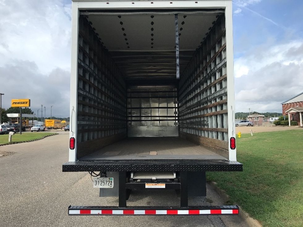 Medium Duty Box Truck-Light and Medium Duty Trucks-Hino-2019-268-Montgomery-AL-44,418\n\t\tmiles-$ 62,500 - Image 7