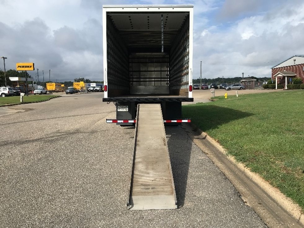 Medium Duty Box Truck-Light and Medium Duty Trucks-Hino-2019-268-Montgomery-AL-44,418\n\t\tmiles-$ 62,500 - Image 8