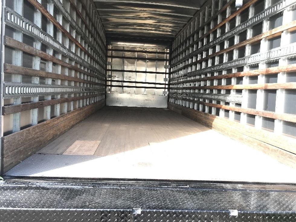 Medium Duty Box Truck-Light and Medium Duty Trucks-Hino-2019-268-Montgomery-AL-44,418\n\t\tmiles-$ 62,500 - Image 9