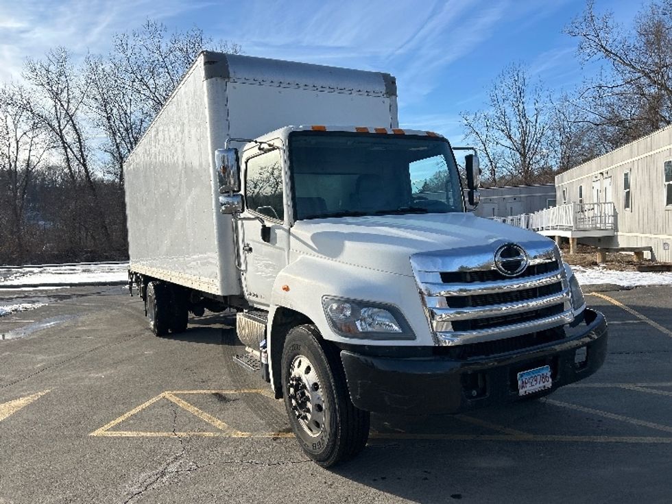 Medium Duty Box Truck-Light and Medium Duty Trucks-Hino-2019-268-Montgomery-NY-239,000\n\t\tmiles-$ 36,000 - Image 1