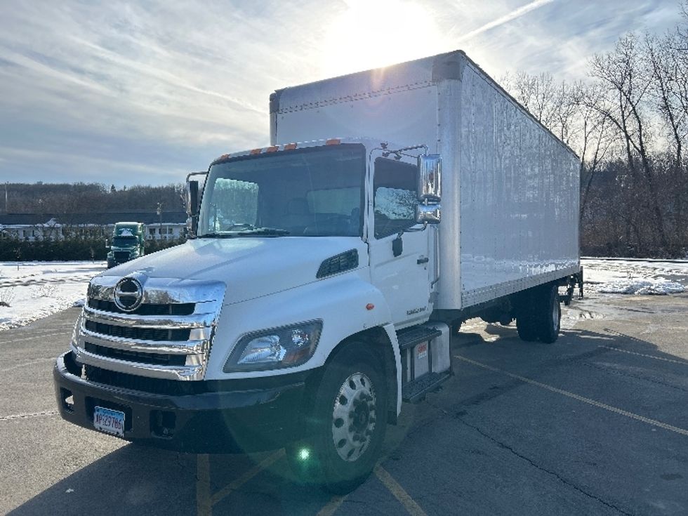 Medium Duty Box Truck-Light and Medium Duty Trucks-Hino-2019-268-Montgomery-NY-239,000\n\t\tmiles-$ 36,000 - Image 3