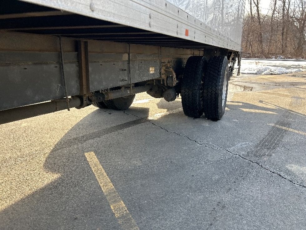 Medium Duty Box Truck-Light and Medium Duty Trucks-Hino-2019-268-Montgomery-NY-239,000\n\t\tmiles-$ 36,000 - Image 5