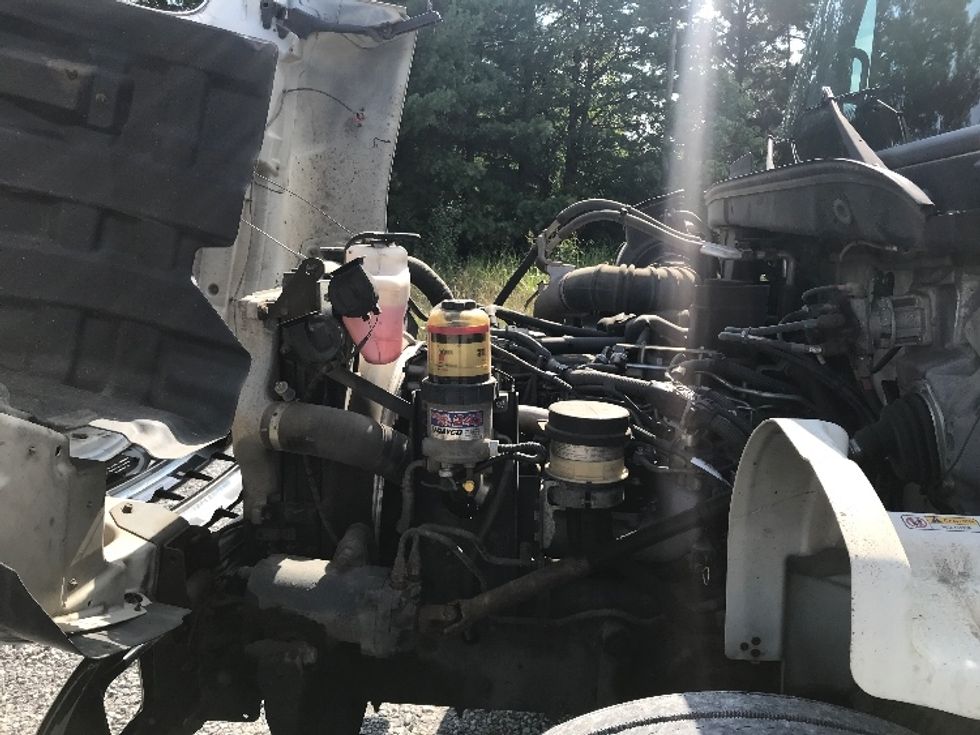 Medium Duty Box Truck-Light and Medium Duty Trucks-Hino-2019-268-Morristown-TN-302,697\n\t\tmiles-$ 31,500 - Image 22