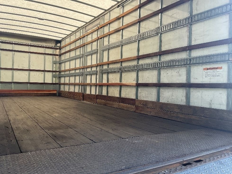 Medium Duty Box Truck-Light and Medium Duty Trucks-Hino-2019-268-Nashville (Mount Juliet)-TN-161,565\n\t\tmiles-$ 54,000 - Image 12