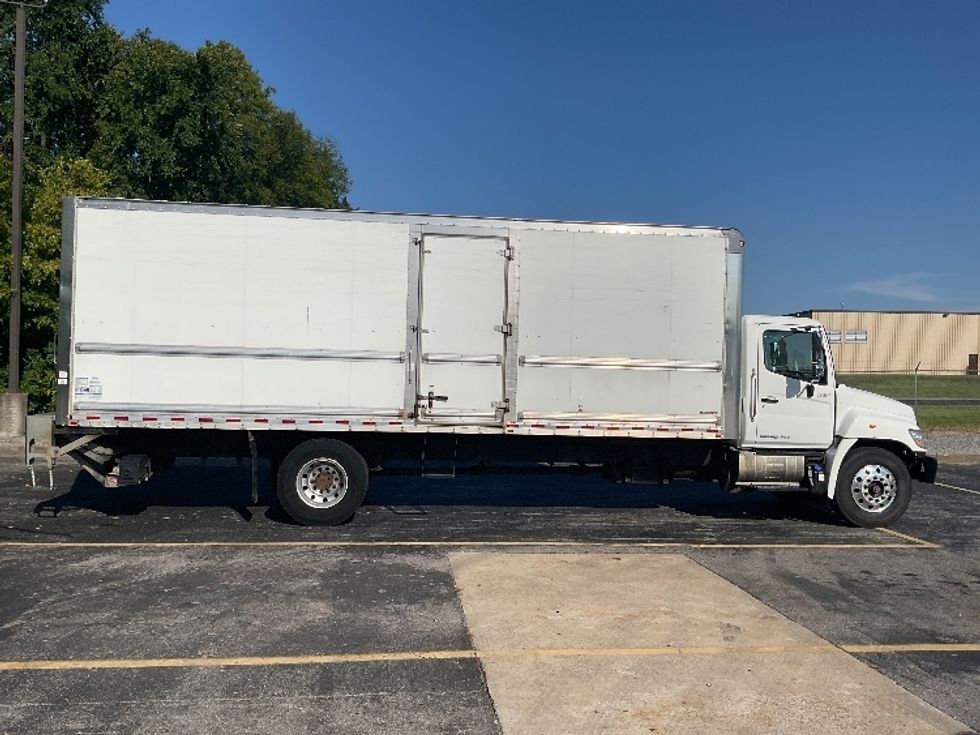 Medium Duty Box Truck-Light and Medium Duty Trucks-Hino-2019-268-Nashville (Mount Juliet)-TN-161,565\n\t\tmiles-$ 54,000 - Image 15
