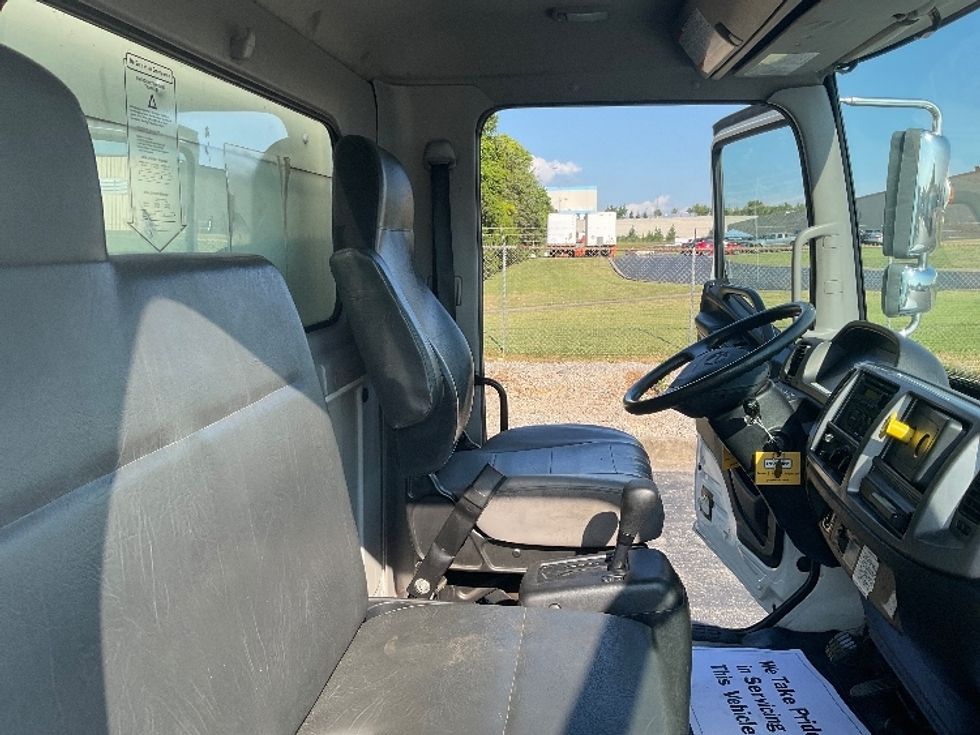 Medium Duty Box Truck-Light and Medium Duty Trucks-Hino-2019-268-Nashville (Mount Juliet)-TN-161,565\n\t\tmiles-$ 54,000 - Image 22