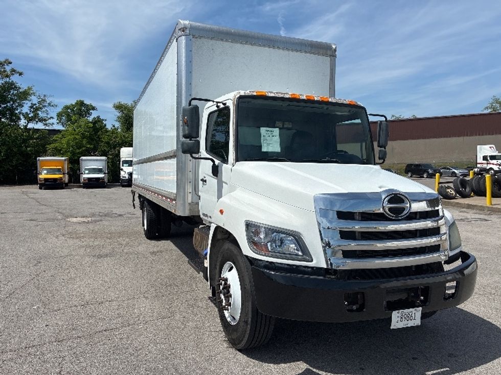 Medium Duty Box Truck-Light and Medium Duty Trucks-Hino-2019-268-Nashville (Mount Juliet)-TN-251,566\n\t\tmiles-$ 40,000 - Image 1