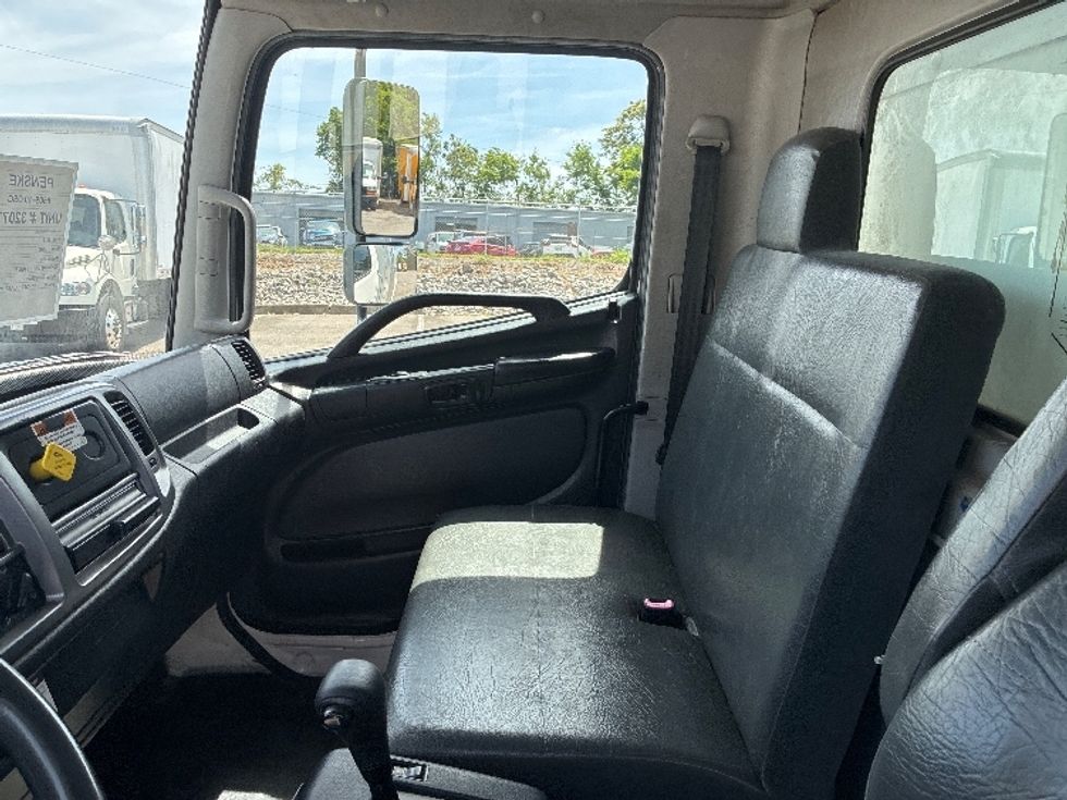 Medium Duty Box Truck-Light and Medium Duty Trucks-Hino-2019-268-Nashville (Mount Juliet)-TN-251,566\n\t\tmiles-$ 40,000 - Image 19