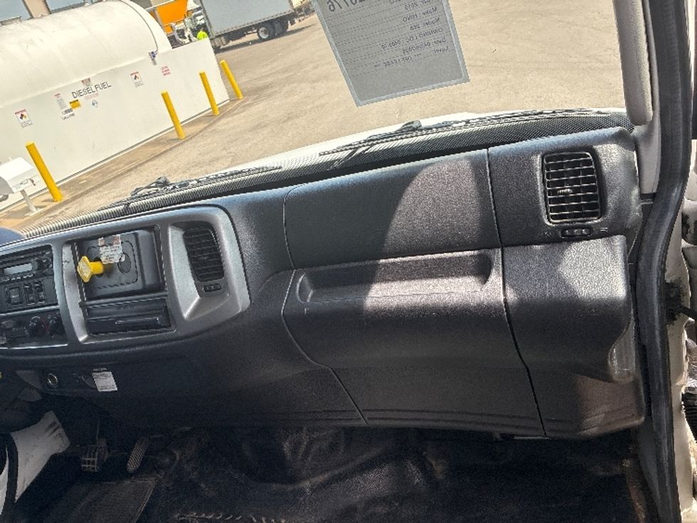 Medium Duty Box Truck-Light and Medium Duty Trucks-Hino-2019-268-Nashville (Mount Juliet)-TN-251,566\n\t\tmiles-$ 40,000 - Image 21