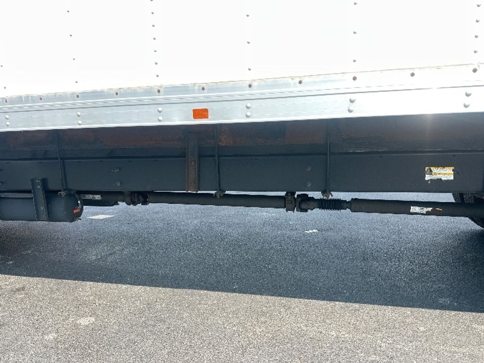 Medium Duty Box Truck-Light and Medium Duty Trucks-Hino-2019-268-New Castle-DE-129,795\n\t\tmiles-$ 52,000 - Image 5