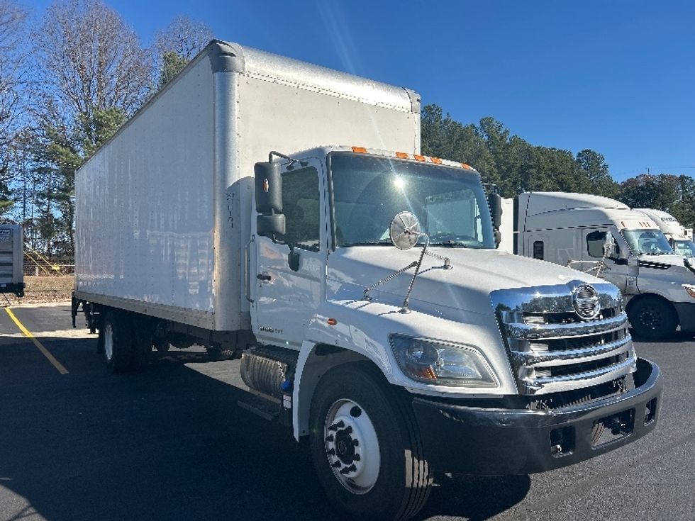Medium Duty Box Truck-Light and Medium Duty Trucks-Hino-2019-268-Norcross-GA-170,778\n\t\tmiles-$ 55,750 - Image 1