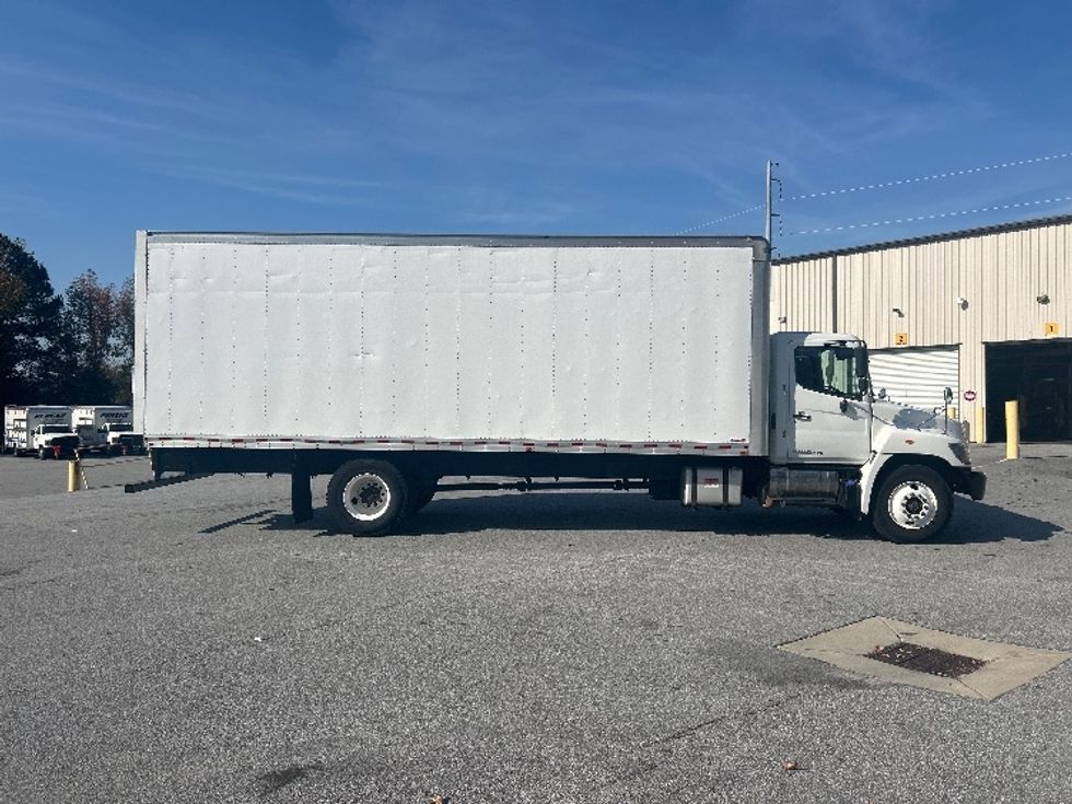Medium Duty Box Truck-Light and Medium Duty Trucks-Hino-2019-268-Norcross-GA-172,859\n\t\tmiles-$ 49,750 - Image 15