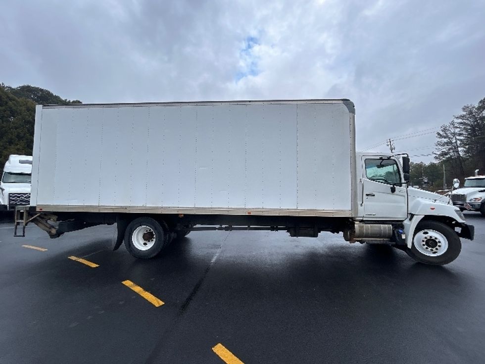 Medium Duty Box Truck-Light and Medium Duty Trucks-Hino-2019-268-Norcross-GA-225,505\n\t\tmiles-$ 45,500 - Image 15