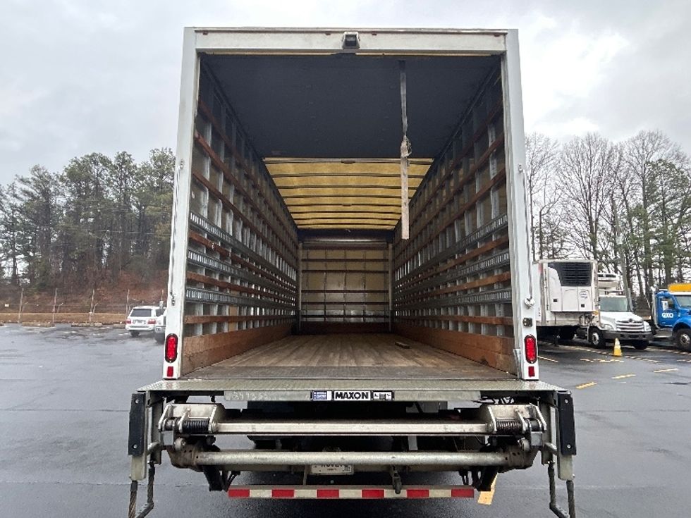 Medium Duty Box Truck-Light and Medium Duty Trucks-Hino-2019-268-Norcross-GA-225,505\n\t\tmiles-$ 45,500 - Image 8