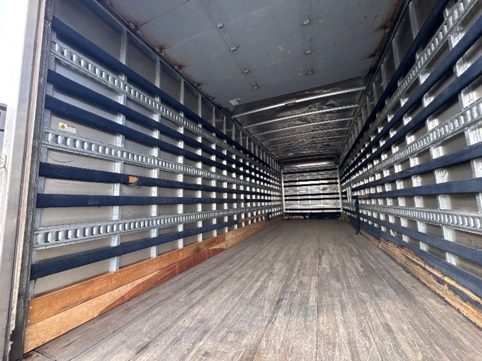 Medium Duty Box Truck-Light and Medium Duty Trucks-Hino-2019-268-North Bergen-NJ-112,090\n\t\tmiles-$ 54,750 - Image 11