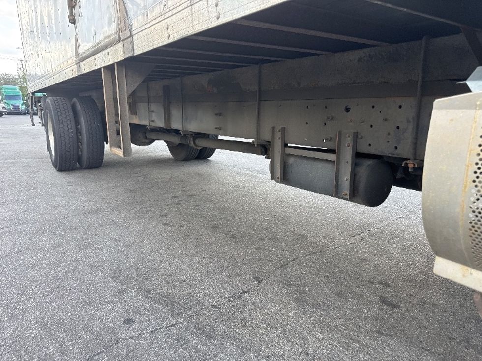Medium Duty Box Truck-Light and Medium Duty Trucks-Hino-2019-268-North Bergen-NJ-112,090\n\t\tmiles-$ 54,750 - Image 14