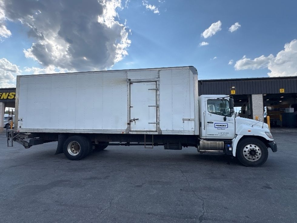 Medium Duty Box Truck-Light and Medium Duty Trucks-Hino-2019-268-North Bergen-NJ-112,090\n\t\tmiles-$ 54,750 - Image 15