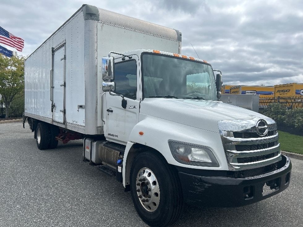 Medium Duty Box Truck-Light and Medium Duty Trucks-Hino-2019-268-Norton-MA-99,545\n\t\tmiles-$ 56,750 - Image 1