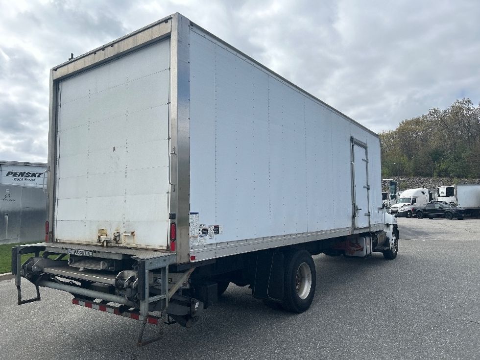 Medium Duty Box Truck-Light and Medium Duty Trucks-Hino-2019-268-Norton-MA-99,545\n\t\tmiles-$ 56,750 - Image 13