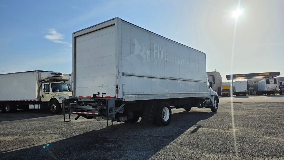 Medium Duty Box Truck-Light and Medium Duty Trucks-Hino-2019-268-Ocala-FL-131,412\n\t\tmiles-$ 64,500 - Image 13