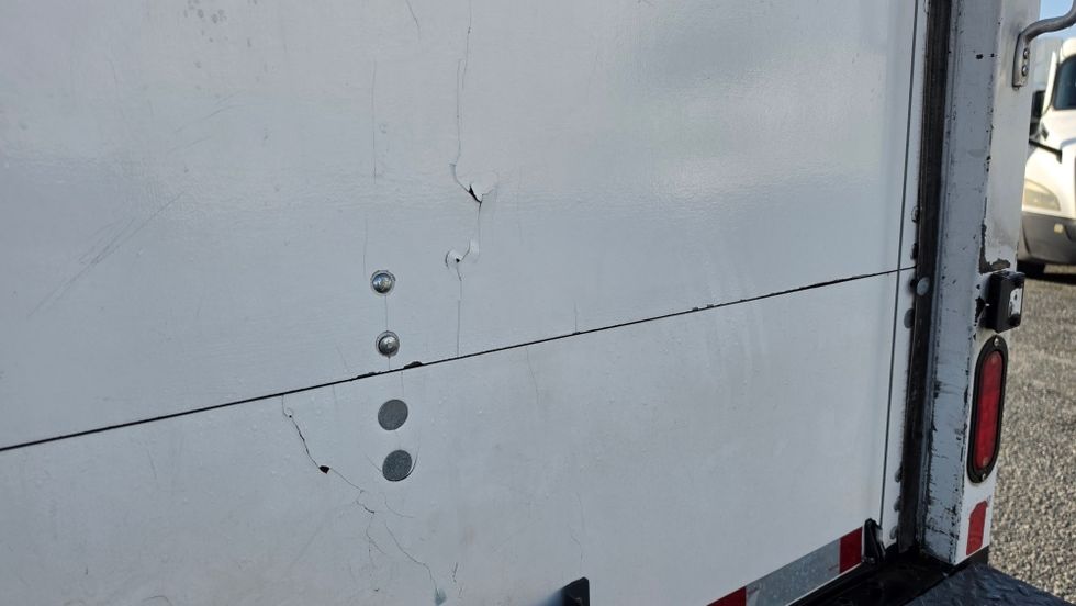 Medium Duty Box Truck-Light and Medium Duty Trucks-Hino-2019-268-Ocala-FL-131,412\n\t\tmiles-$ 64,500 - Image 26