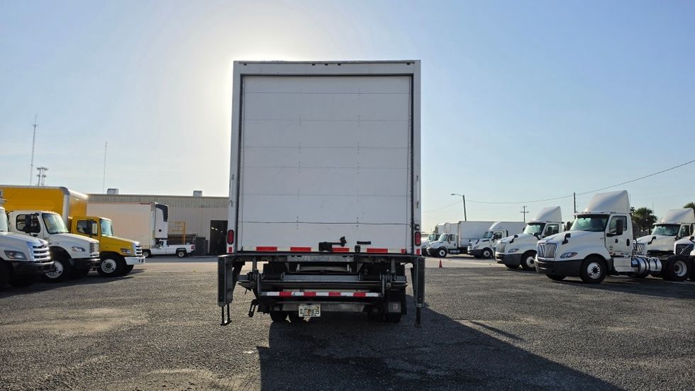 Medium Duty Box Truck-Light and Medium Duty Trucks-Hino-2019-268-Ocala-FL-131,412\n\t\tmiles-$ 64,500 - Image 7