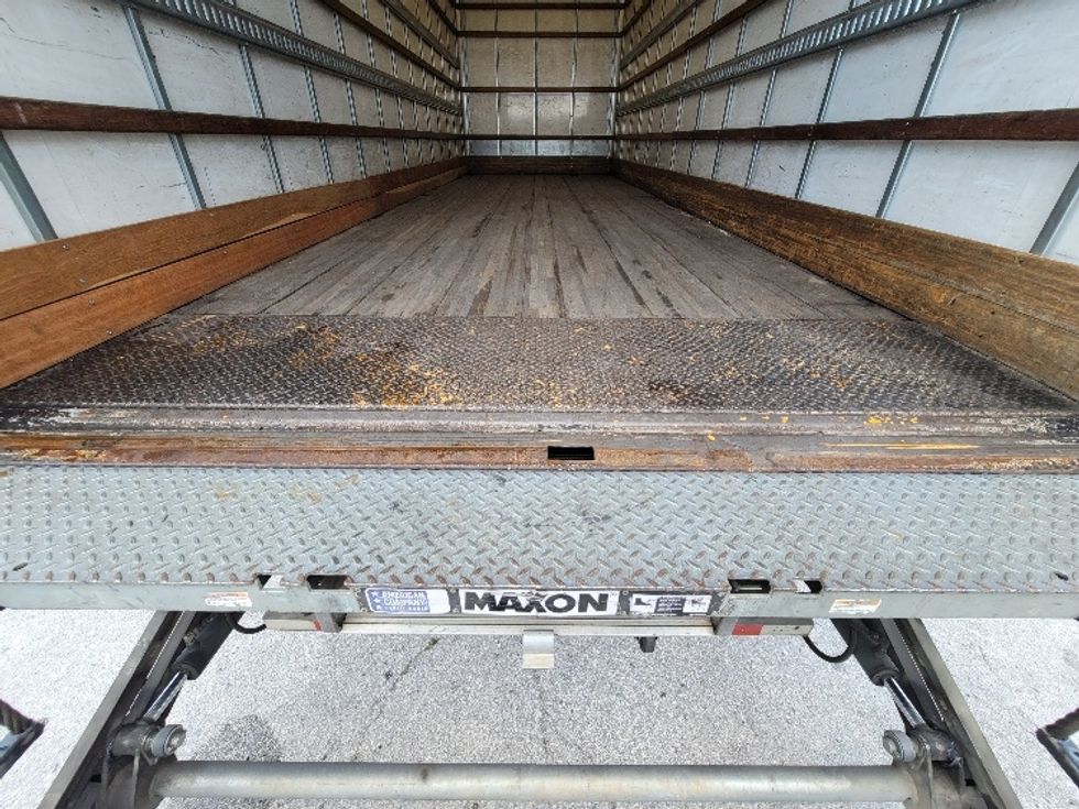 Medium Duty Box Truck-Light and Medium Duty Trucks-Hino-2019-268-Ocala-FL-195,313\n\t\tmiles-$ 50,250 - Image 10