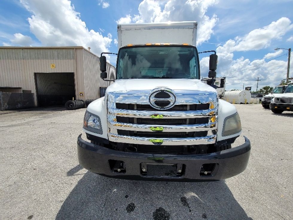 Medium Duty Box Truck-Light and Medium Duty Trucks-Hino-2019-268-Ocala-FL-195,313\n\t\tmiles-$ 50,250 - Image 2