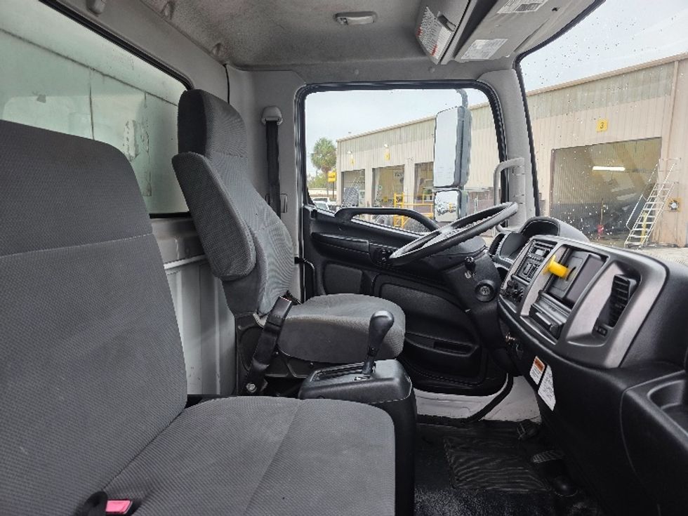 Medium Duty Box Truck-Light and Medium Duty Trucks-Hino-2019-268-Ocala-FL-250,398\n\t\tmiles-$ 39,500 - Image 22