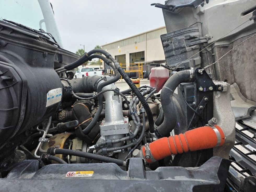 Medium Duty Box Truck-Light and Medium Duty Trucks-Hino-2019-268-Ocala-FL-250,398\n\t\tmiles-$ 39,500 - Image 23