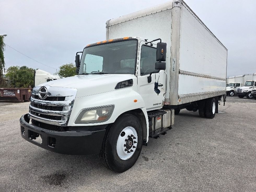 Medium Duty Box Truck-Light and Medium Duty Trucks-Hino-2019-268-Ocala-FL-250,398\n\t\tmiles-$ 39,500 - Image 3