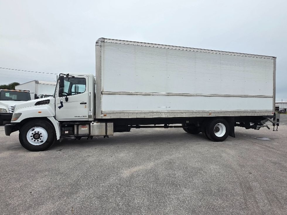 Medium Duty Box Truck-Light and Medium Duty Trucks-Hino-2019-268-Ocala-FL-250,398\n\t\tmiles-$ 39,500 - Image 4