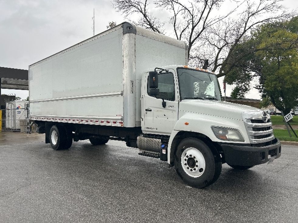 Medium Duty Box Truck-Light and Medium Duty Trucks-Hino-2019-268-Omaha-NE-241,455\n\t\tmiles-$ 41,000 - Image 1