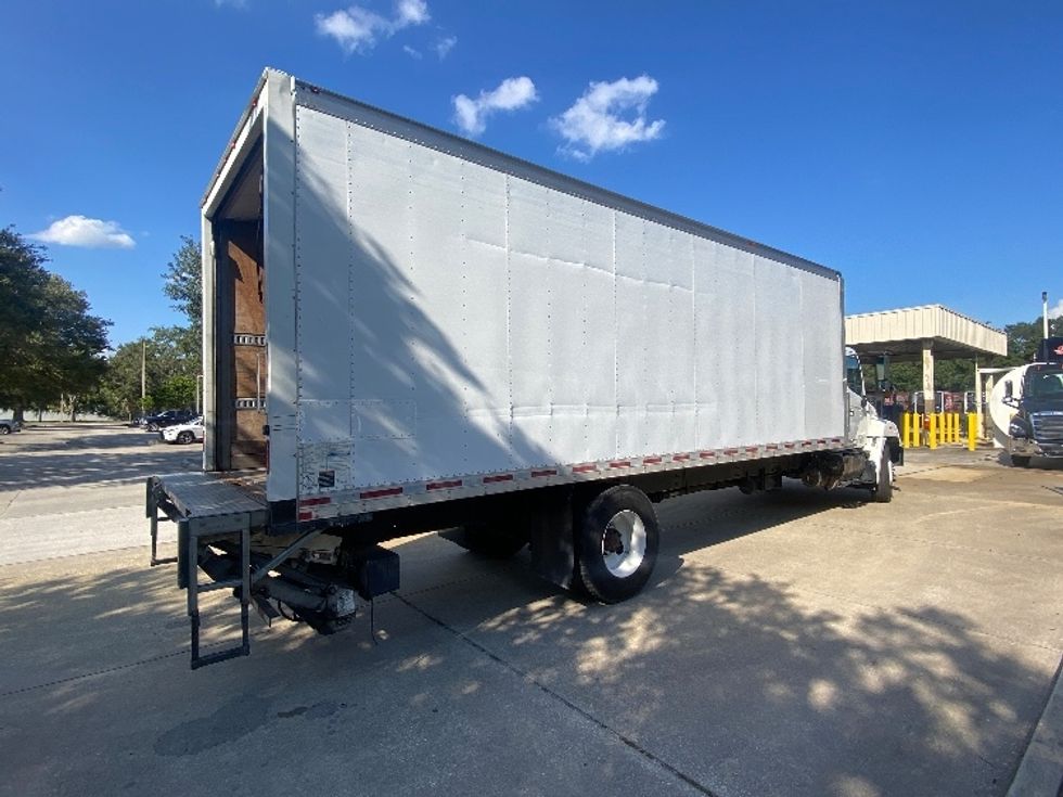 Medium Duty Box Truck-Light and Medium Duty Trucks-Hino-2019-268-Orlando-FL-209,889\n\t\tmiles-$ 42,500 - Image 13