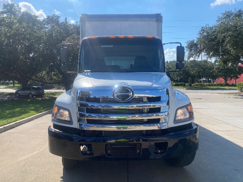Medium Duty Box Truck-Light and Medium Duty Trucks-Hino-2019-268-Orlando-FL-209,889\n\t\tmiles-$ 42,500 - Image 2