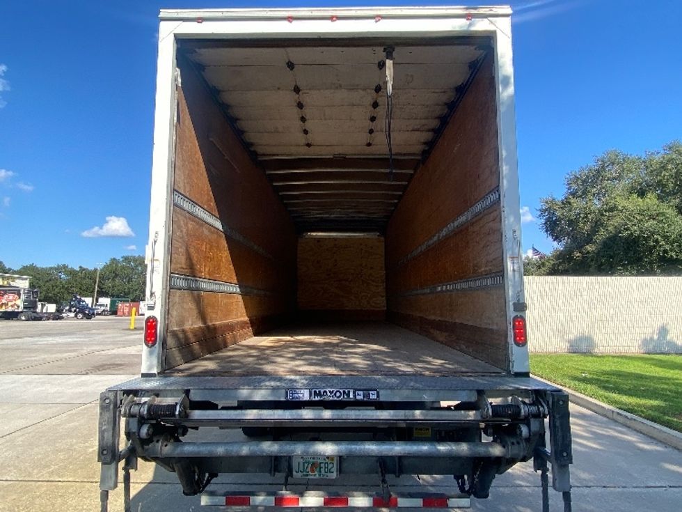 Medium Duty Box Truck-Light and Medium Duty Trucks-Hino-2019-268-Orlando-FL-209,889\n\t\tmiles-$ 42,500 - Image 8