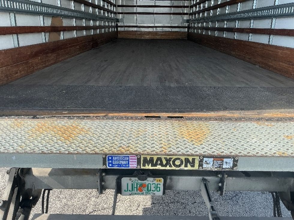 Medium Duty Box Truck-Light and Medium Duty Trucks-Hino-2019-268-Orlando-FL-97,977\n\t\tmiles-$ 61,750 - Image 10