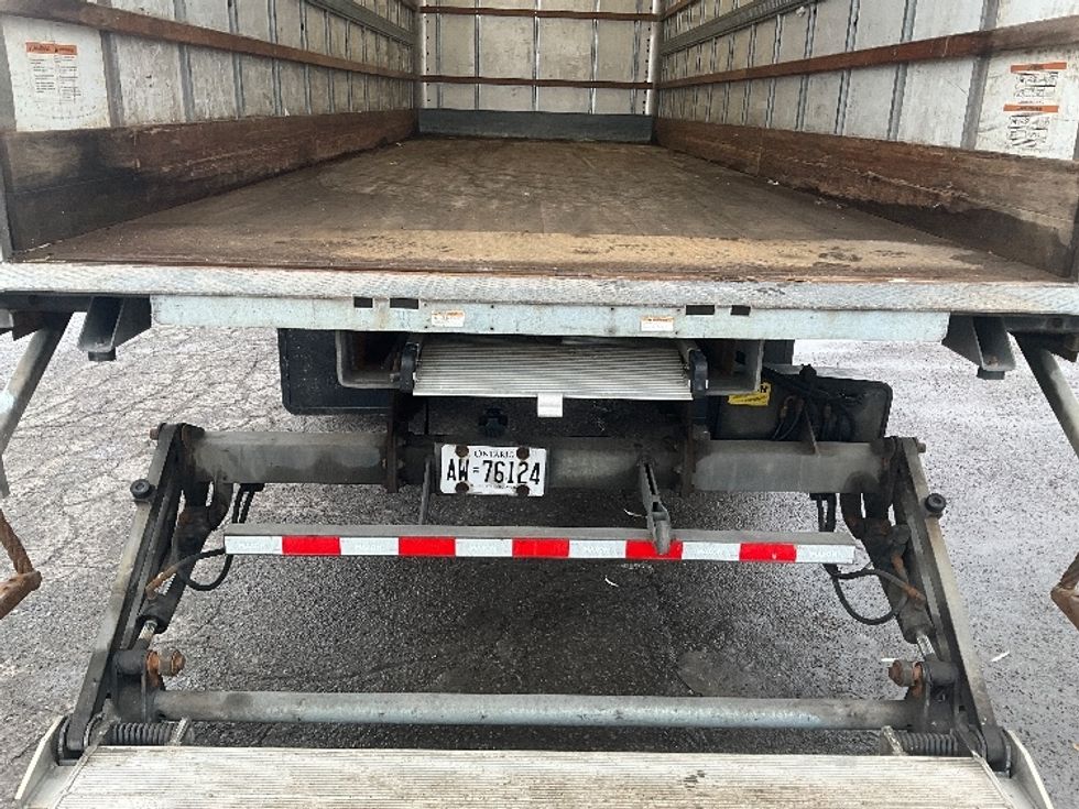 Medium Duty Box Truck-Light and Medium Duty Trucks-Hino-2019-268-Ottawa-ON-185,767\n\t\tkm-$ 76,750 - Image 10