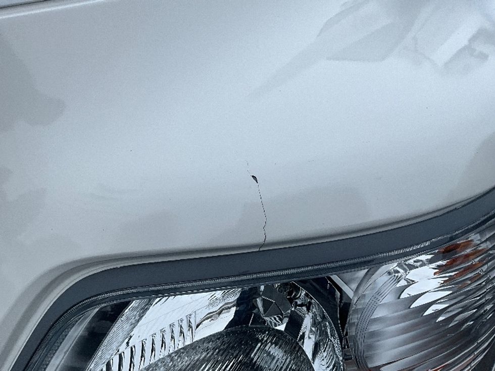 Medium Duty Box Truck-Light and Medium Duty Trucks-Hino-2019-268-Ottawa-ON-185,767\n\t\tkm-$ 76,750 - Image 27