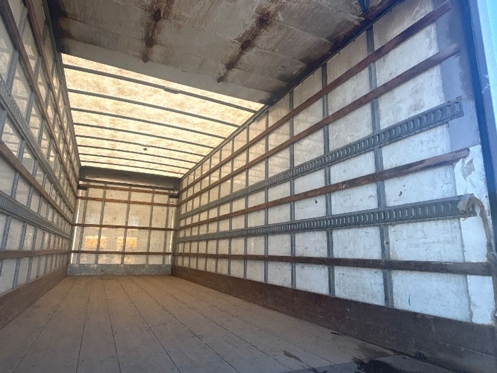 Medium Duty Box Truck-Light and Medium Duty Trucks-Hino-2019-268-Ottawa-ON-272,929\n\t\tkm-$ 69,000 - Image 12