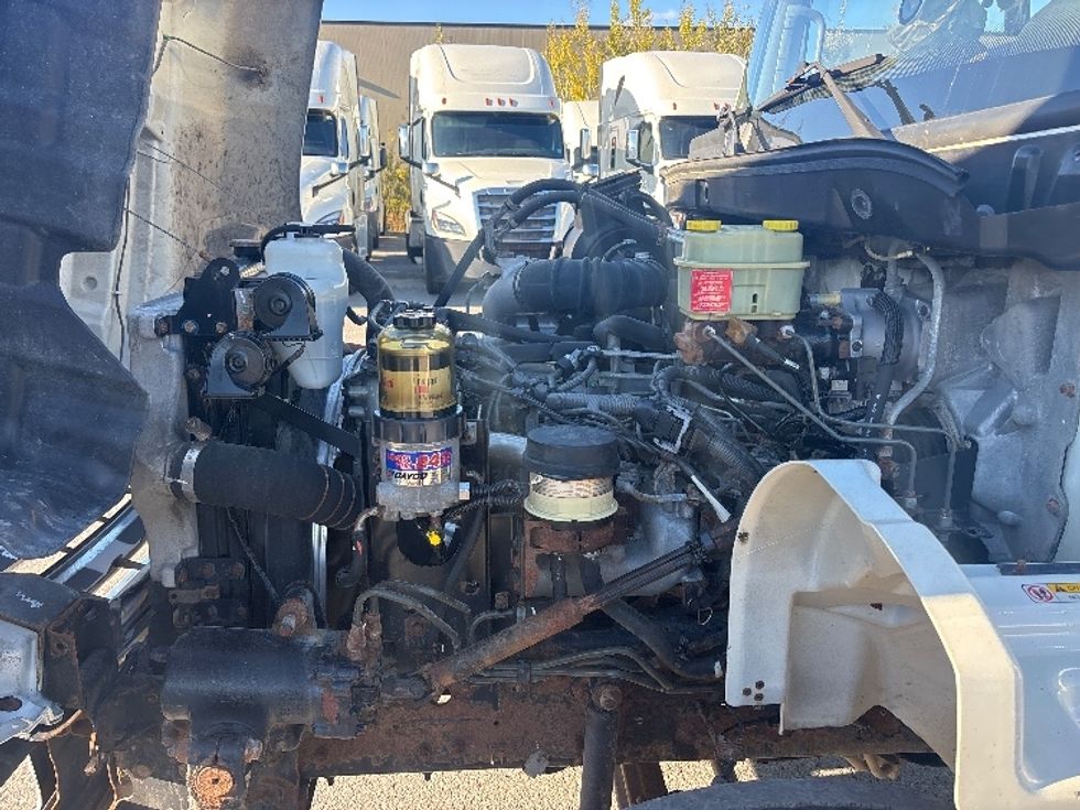 Medium Duty Box Truck-Light and Medium Duty Trucks-Hino-2019-268-Ottawa-ON-272,929\n\t\tkm-$ 69,000 - Image 24