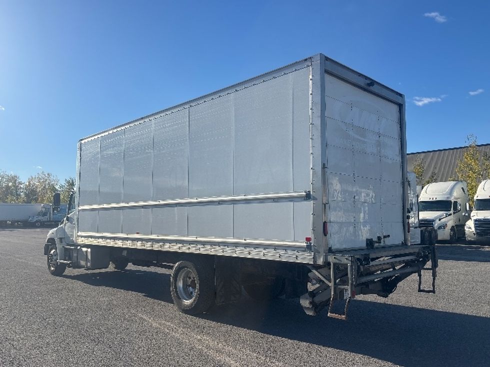 Medium Duty Box Truck-Light and Medium Duty Trucks-Hino-2019-268-Ottawa-ON-272,929\n\t\tkm-$ 69,000 - Image 6