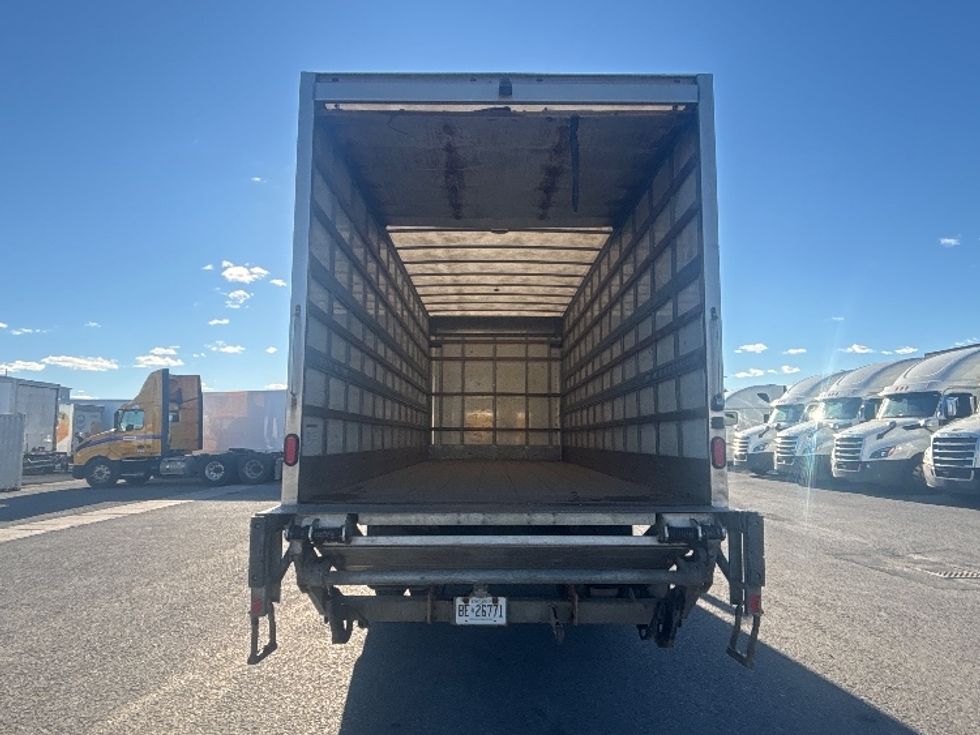 Medium Duty Box Truck-Light and Medium Duty Trucks-Hino-2019-268-Ottawa-ON-272,929\n\t\tkm-$ 69,000 - Image 8