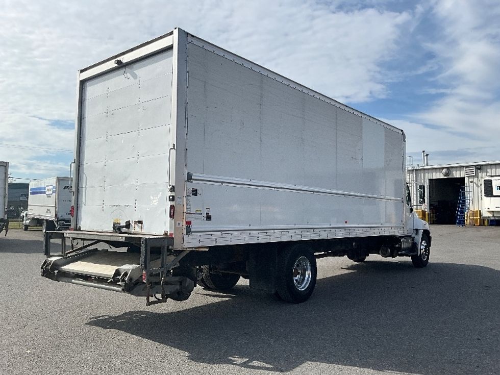 Medium Duty Box Truck-Light and Medium Duty Trucks-Hino-2019-268-Ottawa-ON-360,985\n\t\tkm-$ 58,250 - Image 12