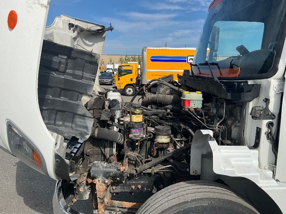 Medium Duty Box Truck-Light and Medium Duty Trucks-Hino-2019-268-Ottawa-ON-360,985\n\t\tkm-$ 58,250 - Image 23