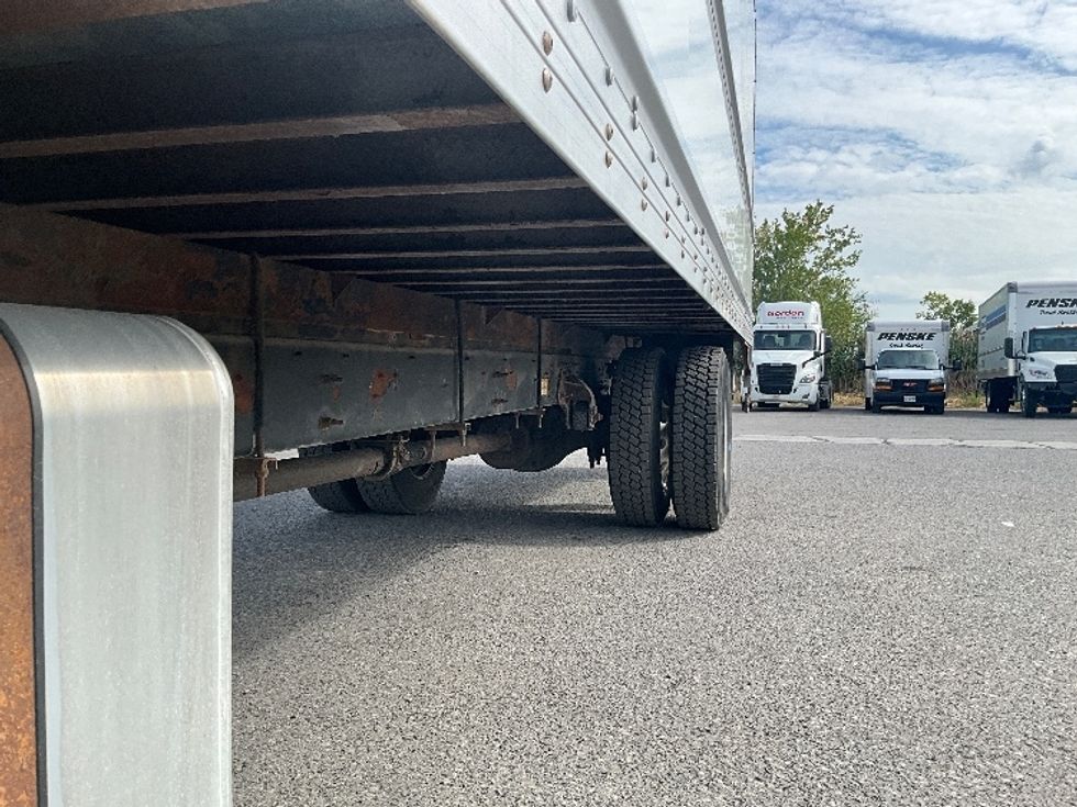 Medium Duty Box Truck-Light and Medium Duty Trucks-Hino-2019-268-Ottawa-ON-360,985\n\t\tkm-$ 58,250 - Image 5